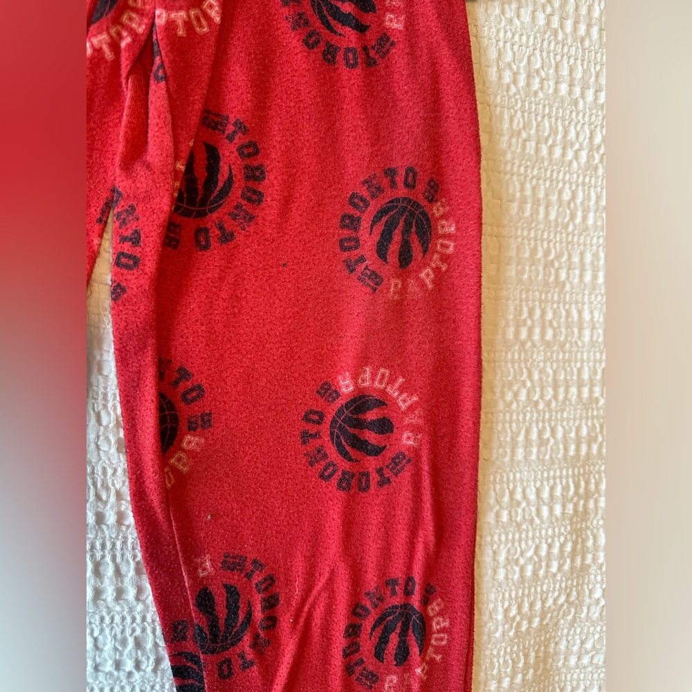 Kids Toronto Raptors Pijama Set - Picture 2 of 3